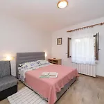 Karpinjan - Novigrad Apartman