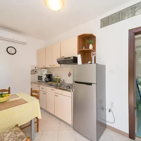 Apartment Karpinjan - Novigrad