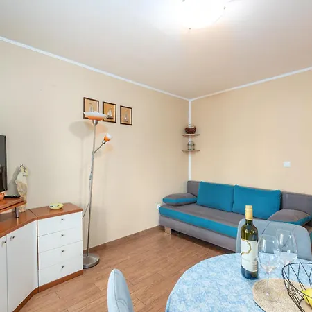 Апартаменты Karpinjan - Novigrad Новиград