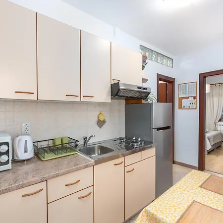 Апартаменты Karpinjan - Novigrad