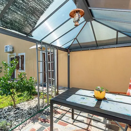 Апартаменты Karpinjan - Novigrad Новиград